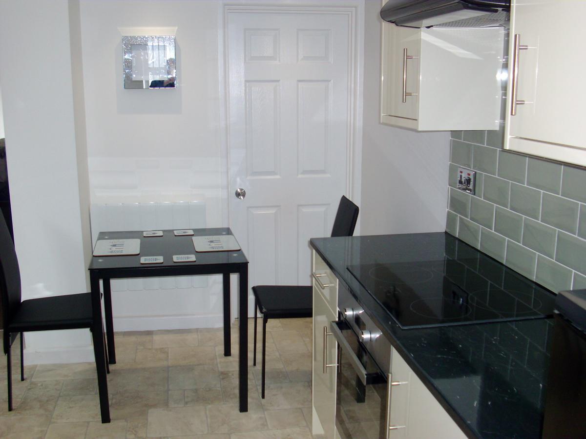Lockinbar Holiday Apartments Tenby Luaran gambar